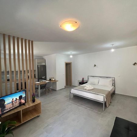 Vespista Boutique Skiathos Exterior foto